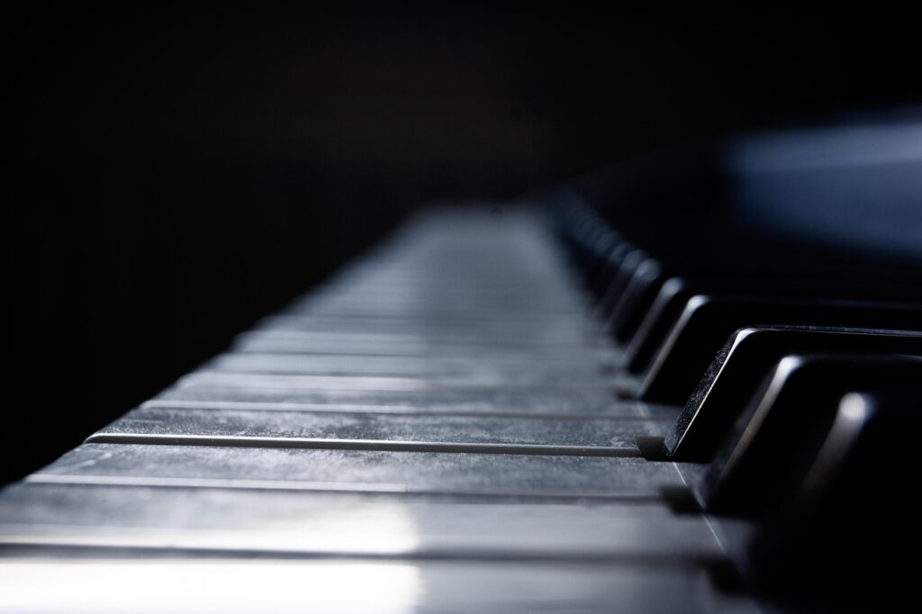 instrument, piano, keyboard-4487573.jpg